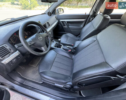 Опель Вектра, объемом двигателя 2.2 л и пробегом 230 тыс. км за 5500 $, фото 13 на Automoto.ua