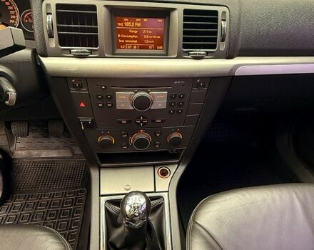 Опель Вектра, объемом двигателя 2.2 л и пробегом 188 тыс. км за 5400 $, фото 11 на Automoto.ua