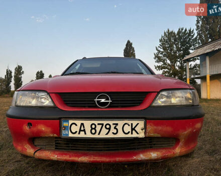 Опель Вектра, объемом двигателя 1.6 л и пробегом 465 тыс. км за 2000 $, фото 2 на Automoto.ua