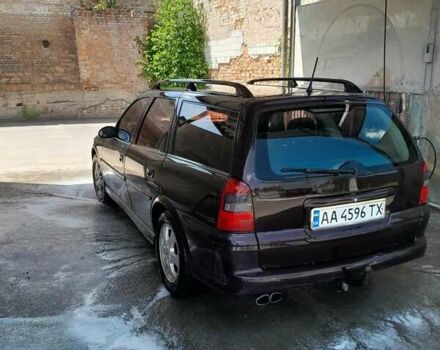 Опель Вектра, объемом двигателя 1.8 л и пробегом 275 тыс. км за 3000 $, фото 2 на Automoto.ua