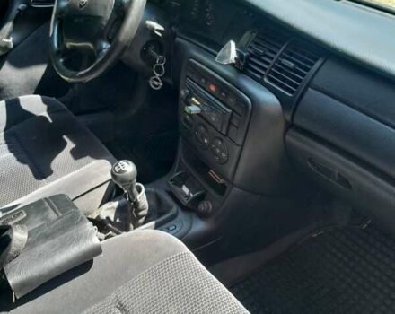 Опель Вектра, объемом двигателя 1.8 л и пробегом 275 тыс. км за 3000 $, фото 4 на Automoto.ua