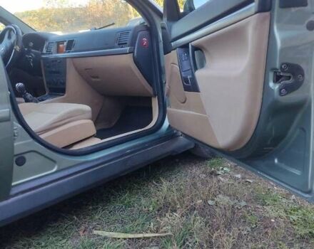Опель Вектра, объемом двигателя 2 л и пробегом 325 тыс. км за 4690 $, фото 4 на Automoto.ua