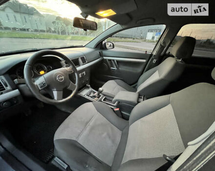 Опель Вектра, объемом двигателя 1.91 л и пробегом 256 тыс. км за 4600 $, фото 8 на Automoto.ua