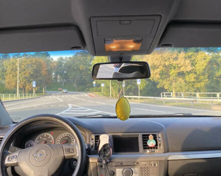Опель Вектра, объемом двигателя 1.9 л и пробегом 345 тыс. км за 5500 $, фото 8 на Automoto.ua