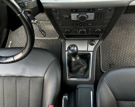 Опель Вектра, объемом двигателя 1.9 л и пробегом 225 тыс. км за 6000 $, фото 31 на Automoto.ua
