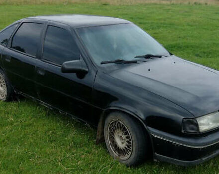 Опель Вектра, объемом двигателя 2 л и пробегом 323 тыс. км за 1400 $, фото 4 на Automoto.ua