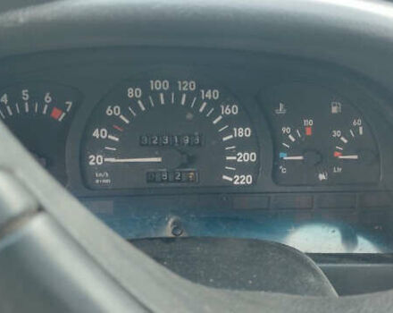 Опель Вектра, объемом двигателя 2 л и пробегом 323 тыс. км за 1400 $, фото 5 на Automoto.ua