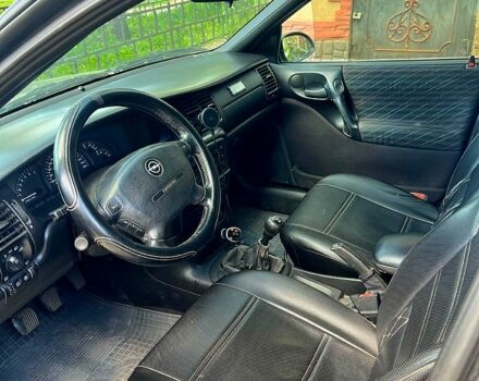 Опель Вектра, объемом двигателя 2 л и пробегом 365 тыс. км за 1700 $, фото 4 на Automoto.ua