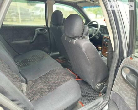 Опель Вектра, объемом двигателя 2.5 л и пробегом 300 тыс. км за 2999 $, фото 19 на Automoto.ua
