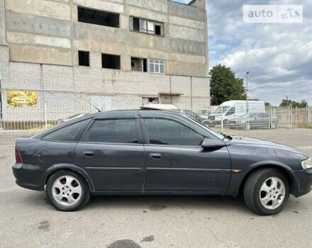 Опель Вектра, объемом двигателя 2.5 л и пробегом 300 тыс. км за 2999 $, фото 3 на Automoto.ua