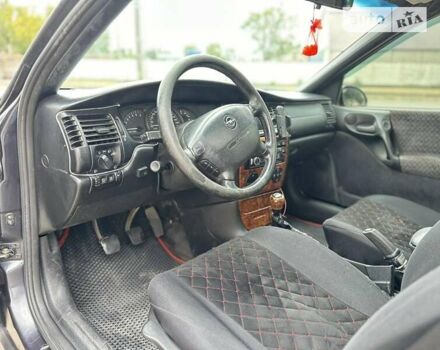 Опель Вектра, объемом двигателя 2.5 л и пробегом 300 тыс. км за 2999 $, фото 9 на Automoto.ua