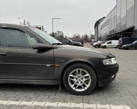 Опель Вектра, объемом двигателя 1.6 л и пробегом 298 тыс. км за 2000 $, фото 9 на Automoto.ua