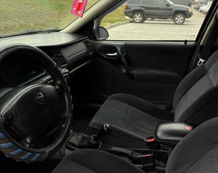 Опель Вектра, объемом двигателя 1.6 л и пробегом 298 тыс. км за 2000 $, фото 14 на Automoto.ua