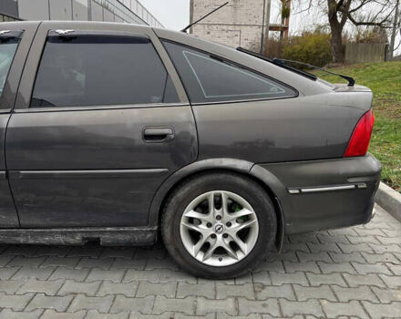 Опель Вектра, объемом двигателя 1.6 л и пробегом 298 тыс. км за 2000 $, фото 8 на Automoto.ua