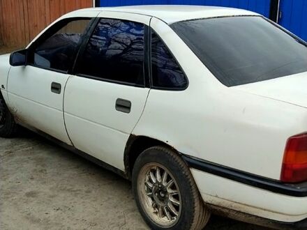 Опель Вектра 1989 у Полтаві на Automoto.ua Опель Вектра, об'ємом двигуна 16 л та пробігом 0 тис. км за 1000 $, фото 1 на Automoto.ua