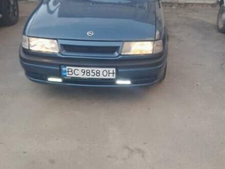 Опель Вектра 1991 у Львові на Automoto.ua Опель Вектра, об'ємом двигуна 1.6 л та пробігом 320 тис. км за 1800 $, фото 1 на Automoto.ua