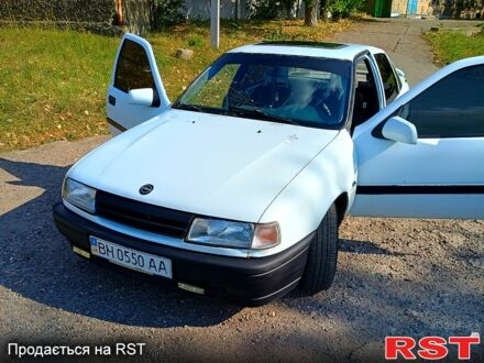 Опель Вектра 1991 в Арцизе на Automoto.ua Опель Вектра, объемом двигателя 16 л и пробегом 0 тыс. км за 1399 $, фото 1 на Automoto.ua