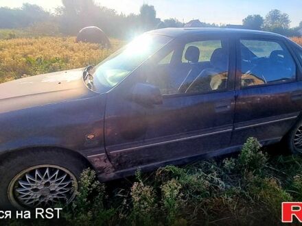 Опель Вектра 1992 у Бородянке на Automoto.ua Опель Вектра, об'ємом двигуна 20 л та пробігом 200 тис. км за 1000 $, фото 1 на Automoto.ua