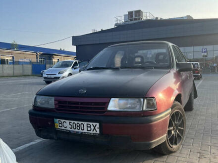 Опель Вектра, объемом двигателя 2 л и пробегом 300 тыс. км за 700 $, фото 1 на Automoto.ua