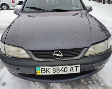 Опель Вектра, объемом двигателя 2 л и пробегом 100 тыс. км за 1350 $, фото 1 на Automoto.ua