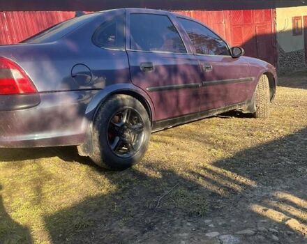 Опель Вектра, объемом двигателя 1.8 л и пробегом 350 тыс. км за 1700 $, фото 1 на Automoto.ua