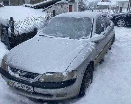 Опель Вектра, объемом двигателя 1.6 л и пробегом 330 тыс. км за 1300 $, фото 1 на Automoto.ua