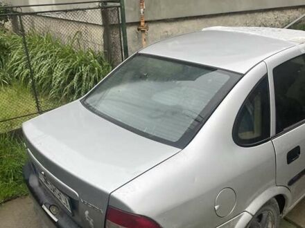 Опель Вектра 1997 в Сваляве на Automoto.ua Опель Вектра, объемом двигателя 0 л и пробегом 300 тыс. км за 650 $, фото 1 на Automoto.ua