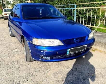 Опель Вектра, объемом двигателя 1.6 л и пробегом 312 тыс. км за 1500 $, фото 1 на Automoto.ua