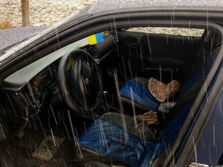 Опель Вектра 2000 у Олевске на Automoto.ua Опель Вектра, об'ємом двигуна 18 л та пробігом 235 тис. км за 2500 $, фото 1 на Automoto.ua