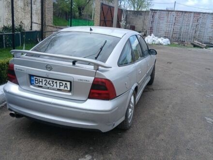 Опель Вектра, объемом двигателя 2 л и пробегом 214 тыс. км за 2500 $, фото 1 на Automoto.ua