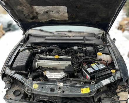 Опель Вектра, объемом двигателя 2 л и пробегом 320 тыс. км за 700 $, фото 1 на Automoto.ua