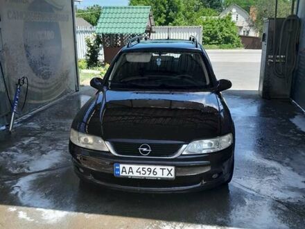 Опель Вектра, объемом двигателя 1.8 л и пробегом 275 тыс. км за 3000 $, фото 1 на Automoto.ua