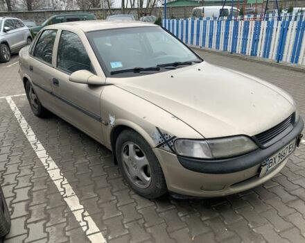 Жовтий Опель Вектра, об'ємом двигуна 1.8 л та пробігом 310 тис. км за 1700 $, фото 4 на Automoto.ua