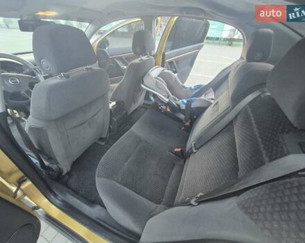 Опель Вектра 2002 в Калуше на Automoto.ua Желтый Опель Вектра, объемом двигателя 2.2 л и пробегом 347 тыс. км за 3500 $, фото 11 на Automoto.ua