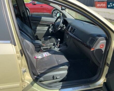 Жовтий Опель Вектра, об'ємом двигуна 1.91 л та пробігом 383 тис. км за 2950 $, фото 5 на Automoto.ua
