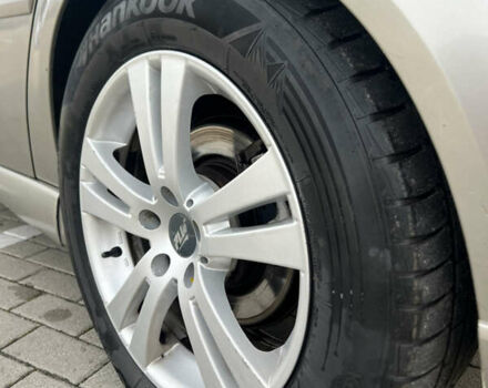 Жовтий Опель Вектра, об'ємом двигуна 3.2 л та пробігом 350 тис. км за 3750 $, фото 13 на Automoto.ua