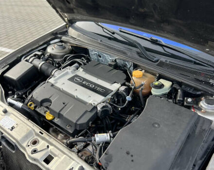 Жовтий Опель Вектра, об'ємом двигуна 3.2 л та пробігом 350 тис. км за 3750 $, фото 20 на Automoto.ua