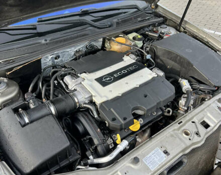 Жовтий Опель Вектра, об'ємом двигуна 3.2 л та пробігом 350 тис. км за 3750 $, фото 19 на Automoto.ua