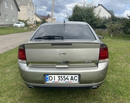 Желтый Опель Вектра, объемом двигателя 3.2 л и пробегом 377 тыс. км за 4300 $, фото 6 на Automoto.ua