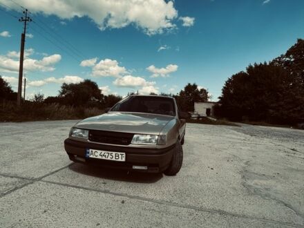 Опель Вектра 1989 у Іваничі на Automoto.ua Жовтий Опель Вектра, об'ємом двигуна 1.6 л та пробігом 400 тис. км за 1100 $, фото 1 на Automoto.ua