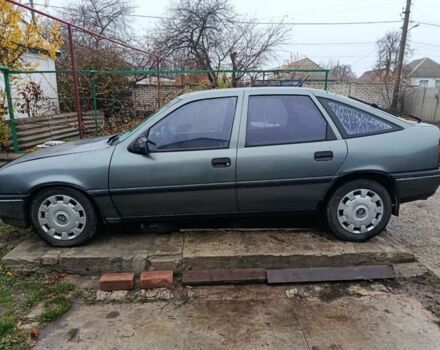 Сірий Опель Вектра, об'ємом двигуна 2 л та пробігом 300 тис. км за 905 $, фото 4 на Automoto.ua
