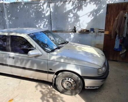 Опель Вектра 1989 в Николаеве на Automoto.ua Серый Опель Вектра, объемом двигателя 2 л и пробегом 300 тыс. км за 1200 $, фото 5 на Automoto.ua