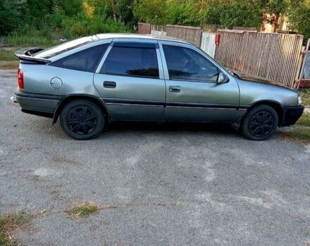 Сірий Опель Вектра, об'ємом двигуна 1.6 л та пробігом 250 тис. км за 1500 $, фото 7 на Automoto.ua