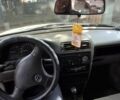 Сірий Опель Вектра, об'ємом двигуна 2 л та пробігом 300 тис. км за 1500 $, фото 1 на Automoto.ua