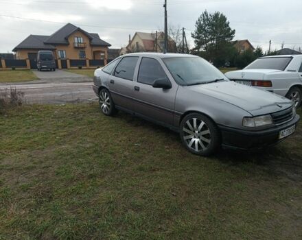 Сірий Опель Вектра, об'ємом двигуна 2 л та пробігом 300 тис. км за 1250 $, фото 1 на Automoto.ua