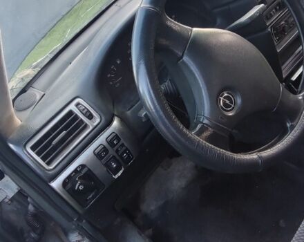 Сірий Опель Вектра, об'ємом двигуна 1.6 л та пробігом 3 тис. км за 400 $, фото 2 на Automoto.ua