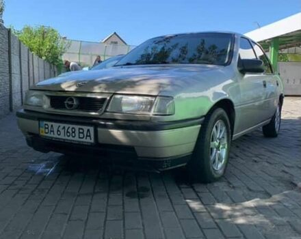 Серый Опель Вектра, объемом двигателя 2 л и пробегом 230 тыс. км за 1600 $, фото 5 на Automoto.ua