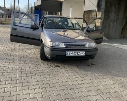 Сірий Опель Вектра, об'ємом двигуна 1.8 л та пробігом 378 тис. км за 1600 $, фото 4 на Automoto.ua