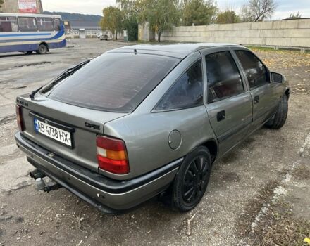 Опель Вектра 1991 в Могилев-Подольском на Automoto.ua Серый Опель Вектра, объемом двигателя 1.8 л и пробегом 1000 тыс. км за 1700 $, фото 2 на Automoto.ua