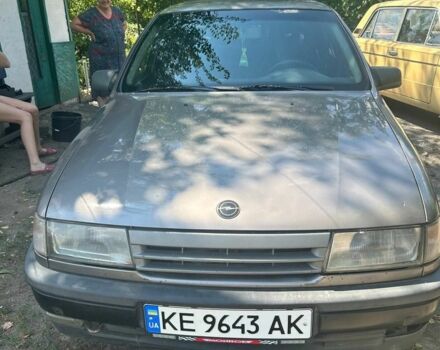 Сірий Опель Вектра, об'ємом двигуна 2 л та пробігом 120 тис. км за 1600 $, фото 3 на Automoto.ua